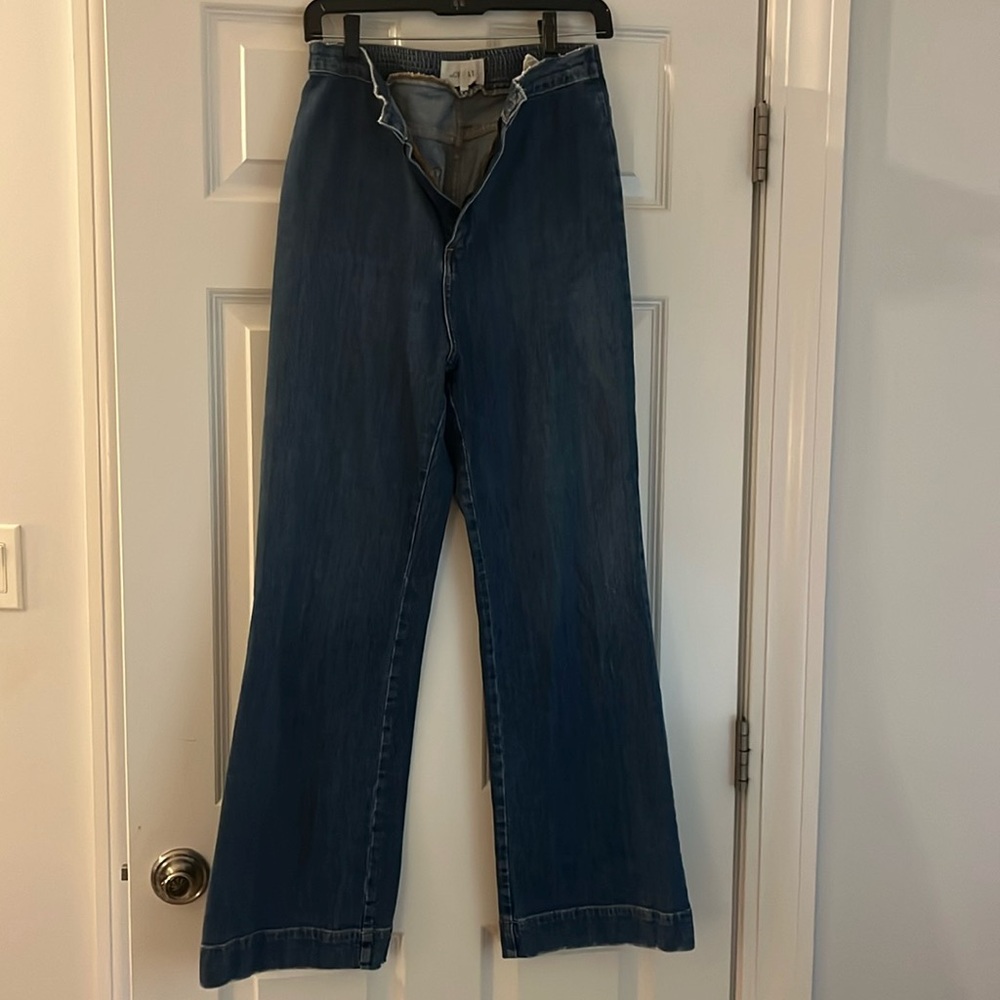The Great. The freshman high waisted flare jeans size 28